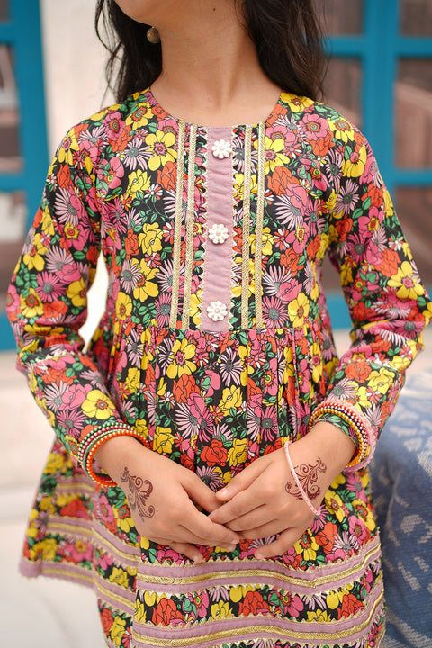 Floral Embroidered Suit (Multicolor) - Chand Tara
