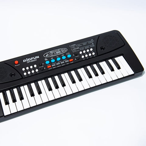 ELECTRONIC KEYBOARD