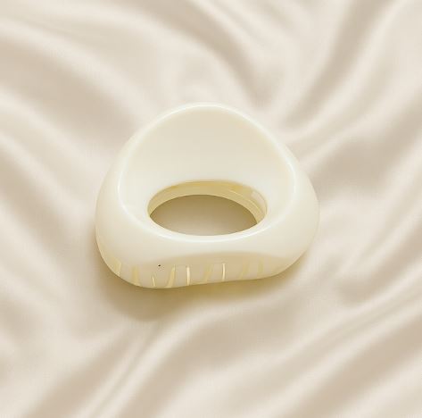 HAIR CATCHER
