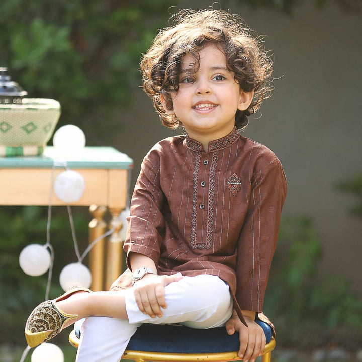BOYS EMBROIDERED 2PCS SUIT 721